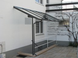Ueberdachung Eingangsbereich-079